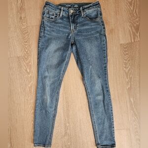 3/$25 Old Navy Women's Rockstar Super Skinny Jeans in Light Wash